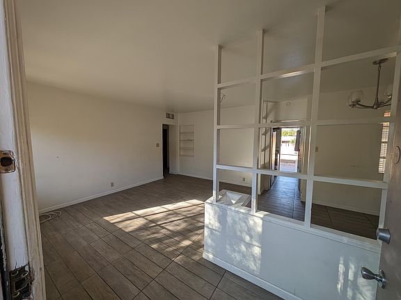 2nd image of 2811 E 6th St APT C