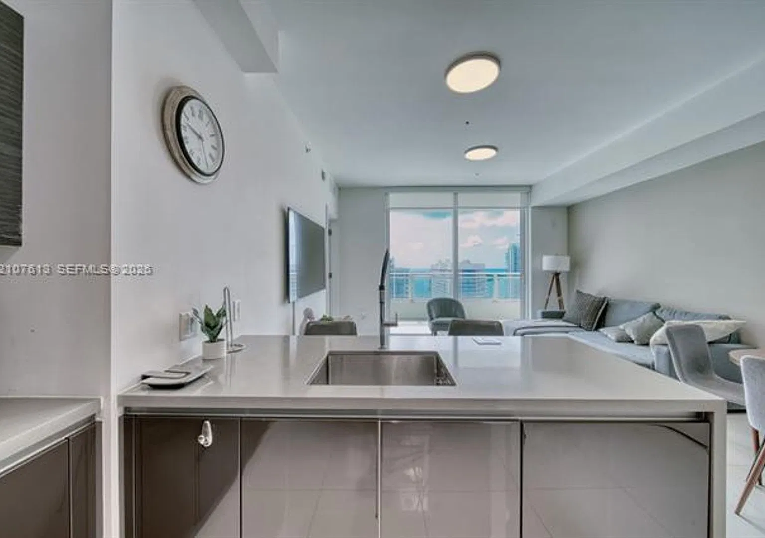 1080 Brickell Ave cu-3802, Miami, FL 33131 — Photo 2
