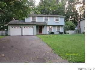 8049 Ginger Rd, Liverpool, NY 13090