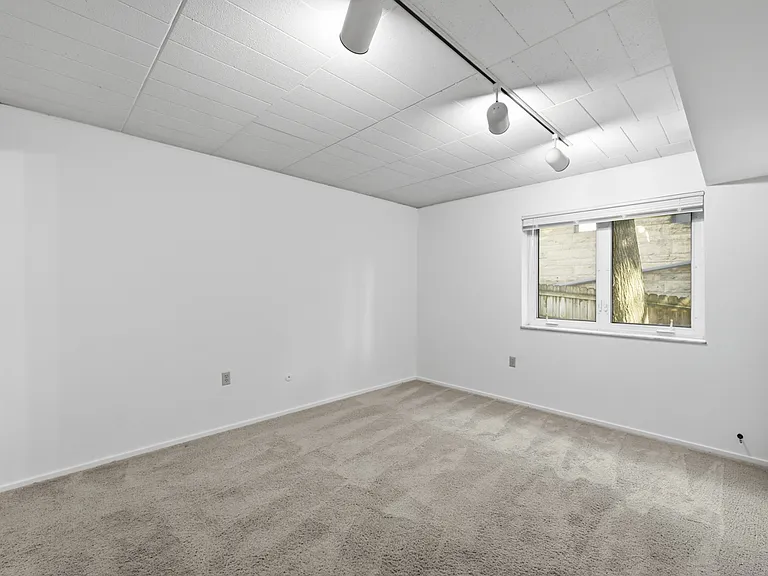 509 S Highland Ave #26 — Photo 9