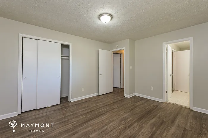 5749 Wesson Dr — Photo 9