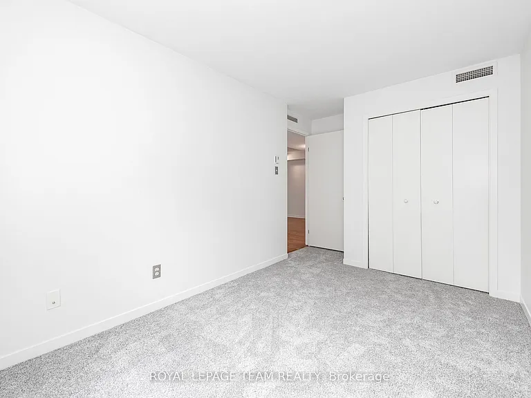 939 N River Rd #105 — Photo 25