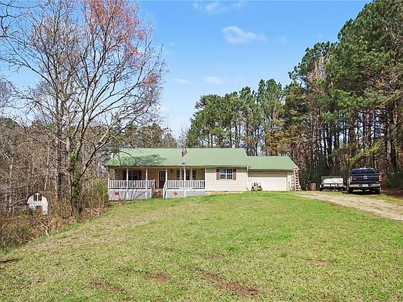 2nd image of 1395 Mount Carmel Rd