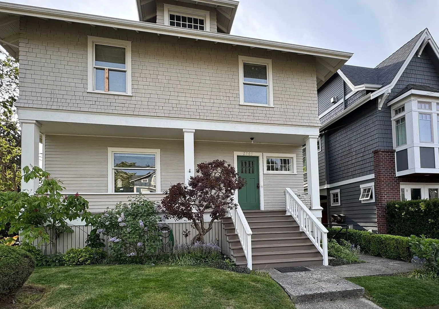 Osborne Nob Hill Triplex — Photo 1