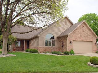 11993 Clubhouse Dr, Fishers, IN 46038