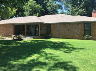 502 W Chickasaw St, Lindsay, OK 73052