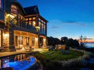 6494 Bay Ridge Dr, Bay Harbor, MI 49770