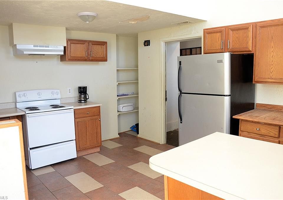 1st image of 651 Wheeling Ave Ste 3