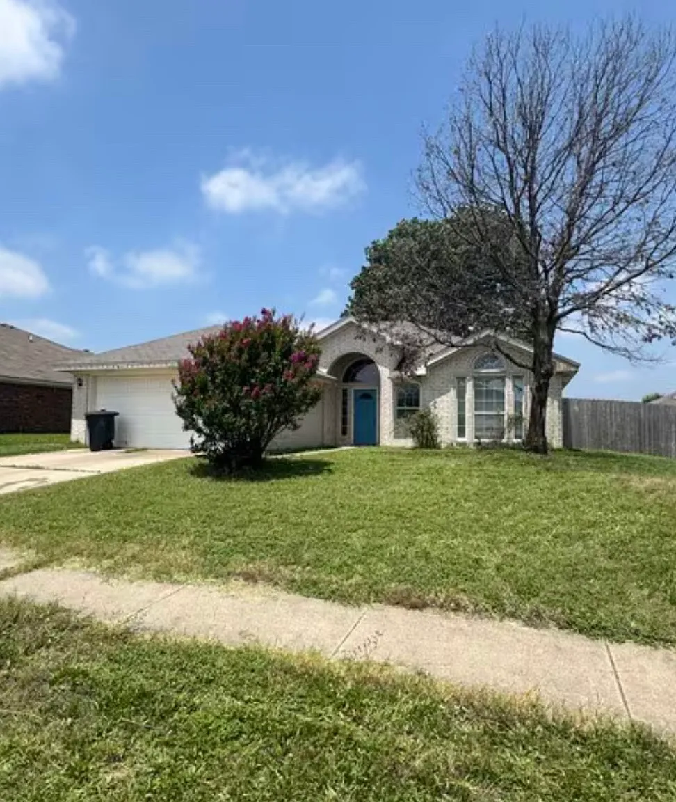 3 bed, 1687 sqft, $1,750 — Photo 1