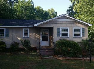 10 Cox St, Travelers Rest, SC 29690
