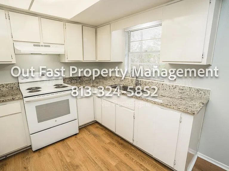 1273 Sylvia Ave — Photo 42