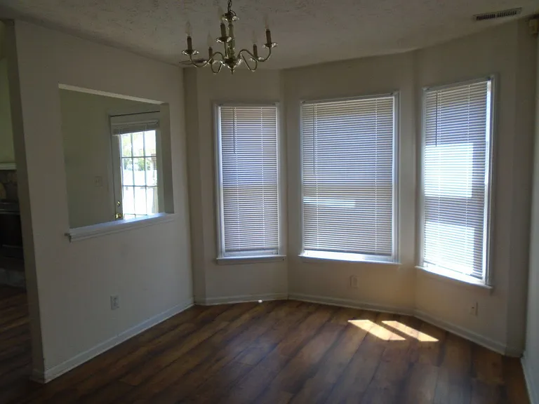 5595 Quietwood Pl — Photo 4