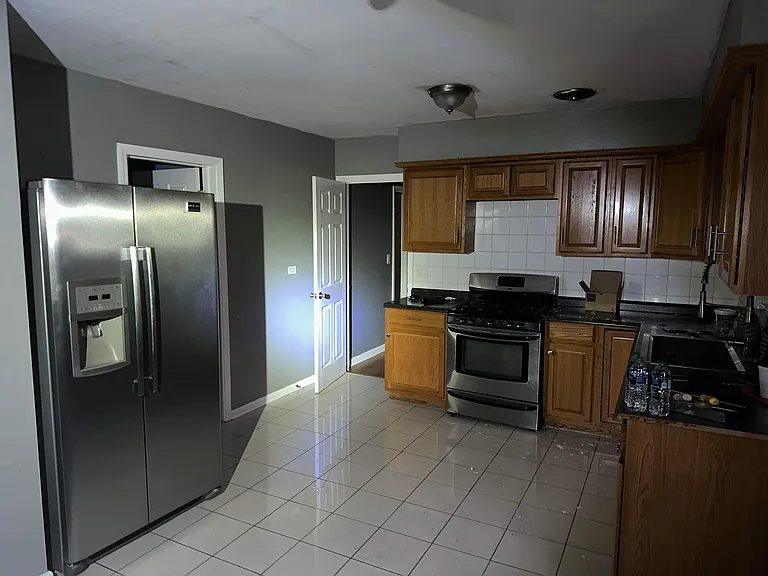 2544 N Laramie Ave #3 — Photo 5