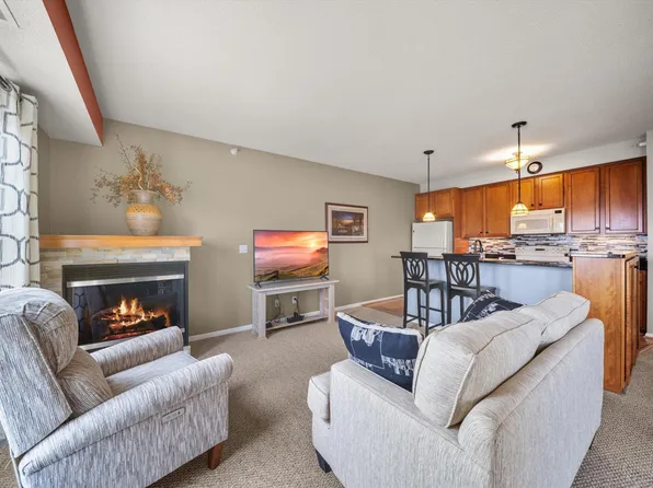 100 4th Ave N Unit 208, South Saint Paul, MN 55075