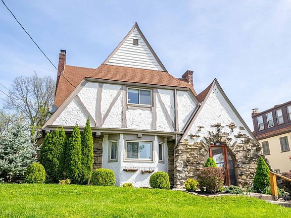 2nd image of 1110 Egan Hills Dr