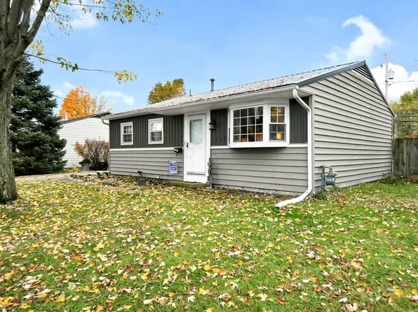 3935 Clearwater Dr, Columbus, OH 43232