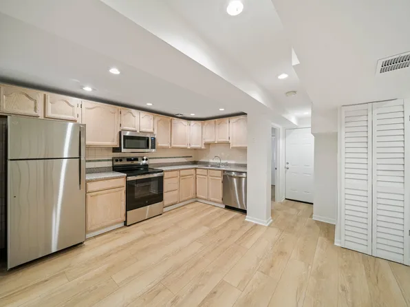 2629 N Troy St, Chicago, IL 60647