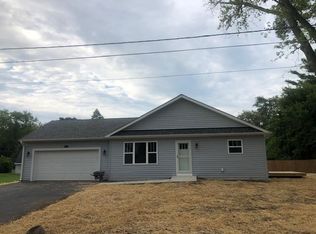 W1027 Juneau Rd, Genoa City, WI 53128