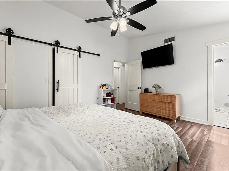 6338 Stablewood Way — Photo 14
