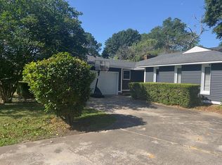 868 Twin Lakes Dr, Sumter, SC 29154