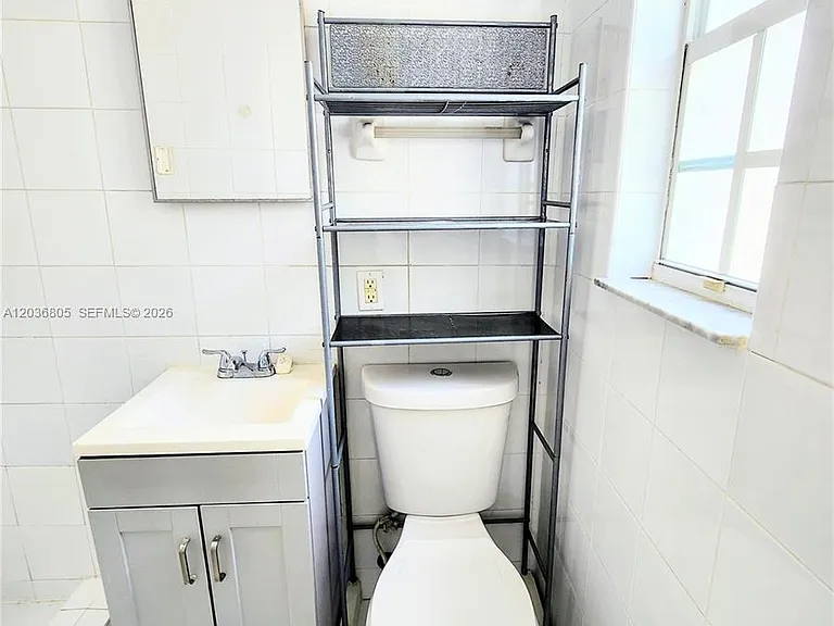 235 NE 77th St #2 — Photo 7