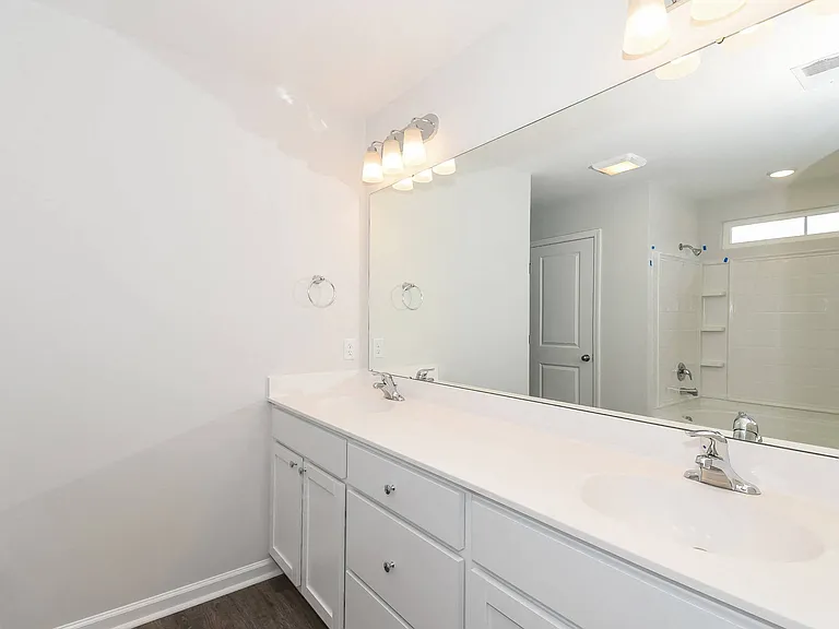 Quinn Residences at Drayton Park - Savannah Quarters — Photo 46
