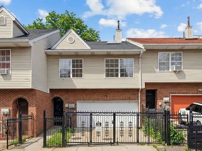 1495 Longfellow Ave, Bronx, NY, 10460