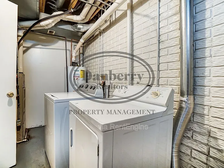 3704 Willow Run Dr — Photo 43