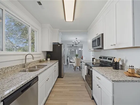 311 Hollywood Ave, Hampton, VA 23661