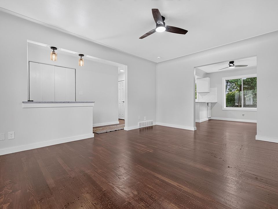 1652 Charleston Ave, photo 8