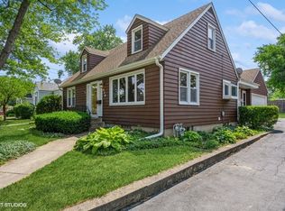 516 Lindberg Ct, Elgin, IL 60123