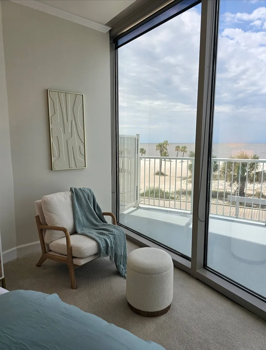 Building Photo - 1899 Beach Blvd #206