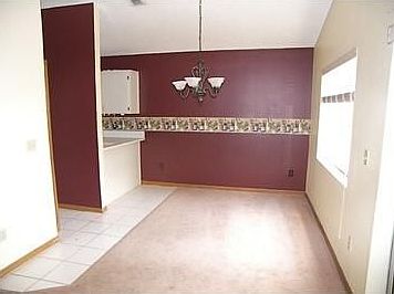 3rd image of 861 Heather Glen Cir