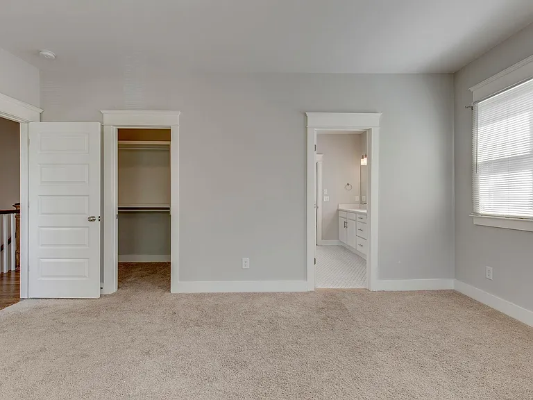 1514 Kirkwood Ave — Photo 16