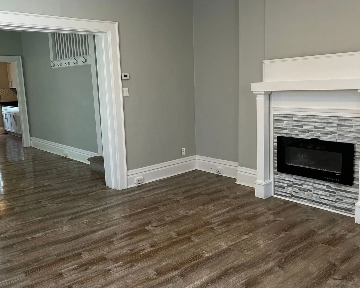 931 E. Whittier Street — Photo 4