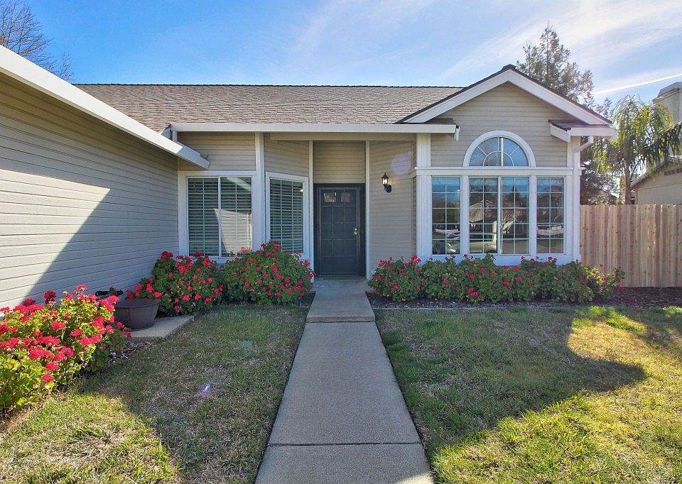 2nd image of 2224 Longview Dr
