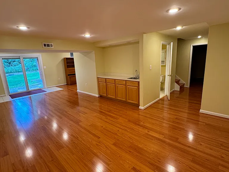 9591 Bronte Dr — Photo 50
