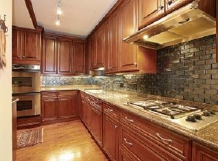 444 W Roslyn Pl APT 3A, Chicago, IL 60614