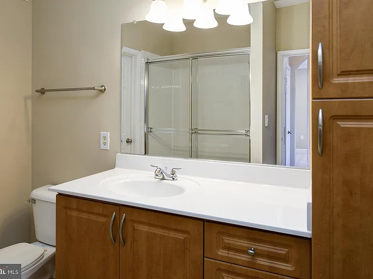 12925 Centre Park Cir #202 — Photo 18
