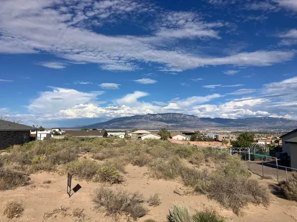 1116 10th St SE, Rio Rancho, NM 87124