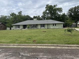 320 Highland Dr, Sulphur Springs, TX 75482