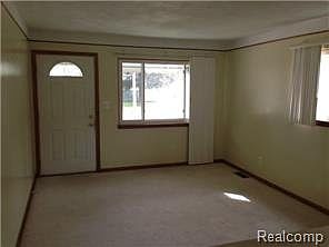 4th image of 4446 Campbell St