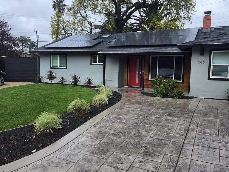 242 Elaine Dr #A — Photo 5