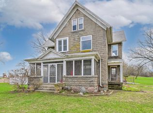 N8377 Bell School Rd, East troy, WI 53120