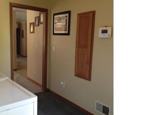 9478 Parshallville Rd, Fenton, MI 48430