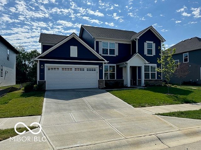 2nd image of 5425 Montview Way