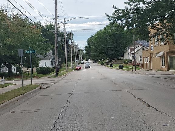 5th image of 3507 14th Ave