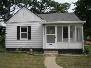 8500 Oak Park Blvd, Oak Park, MI 48237