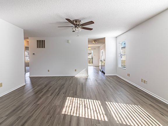 5th image of 845 Indigo Dr