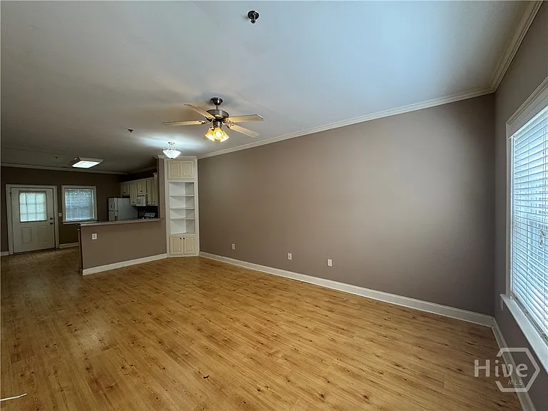460 Barnett Shoals Rd #F6 — Photo 3